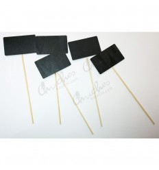 5 square boards with wooden stick